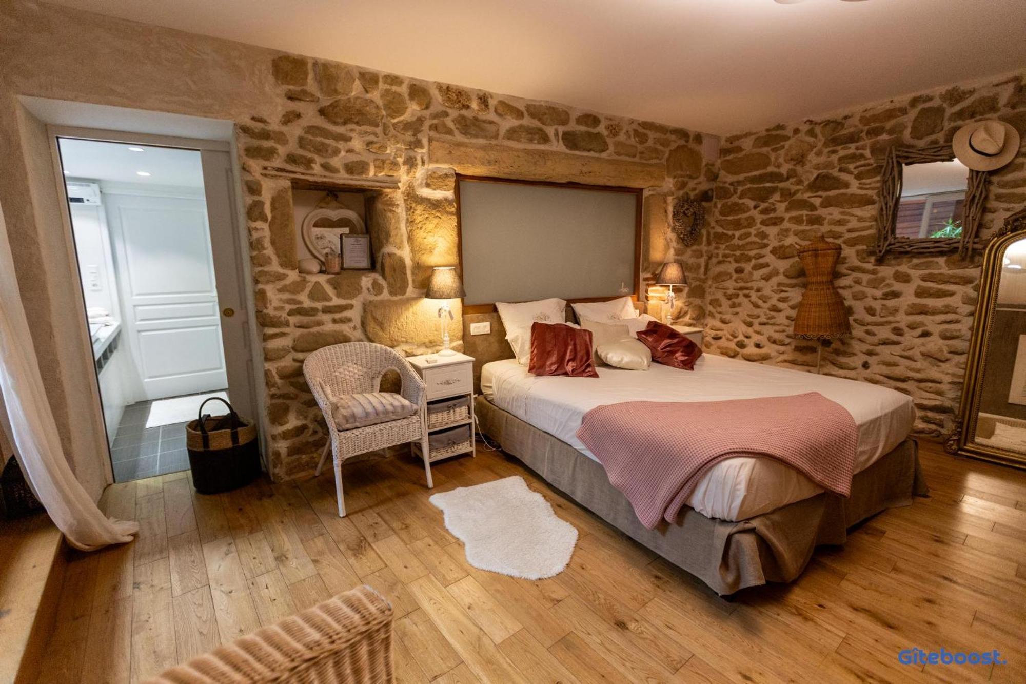 Le Val Des Sens Hotel Chatte Buitenkant foto