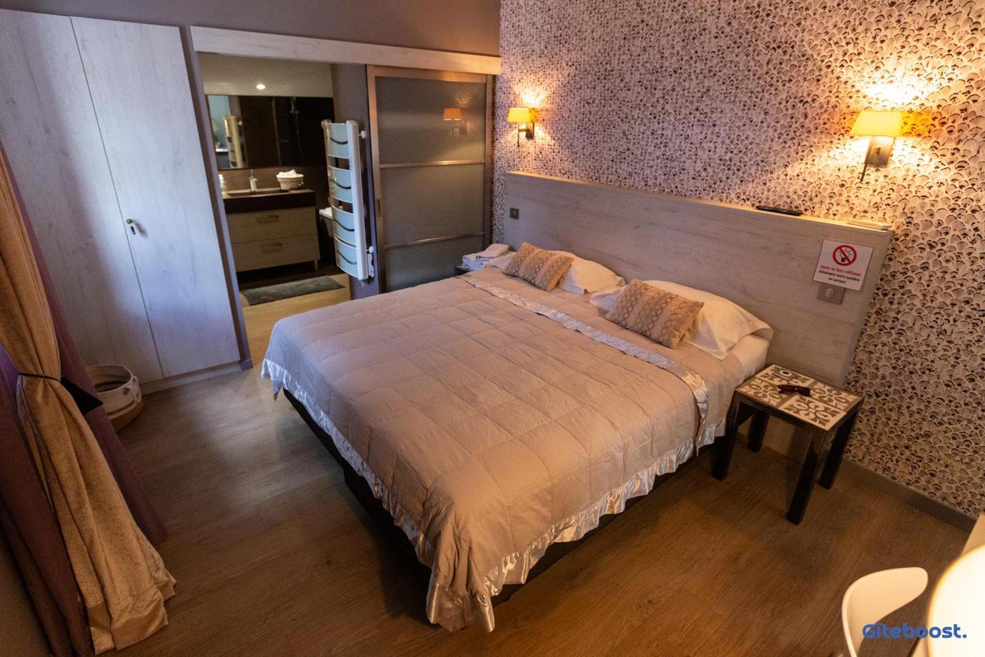Le Val Des Sens Hotel Chatte Buitenkant foto