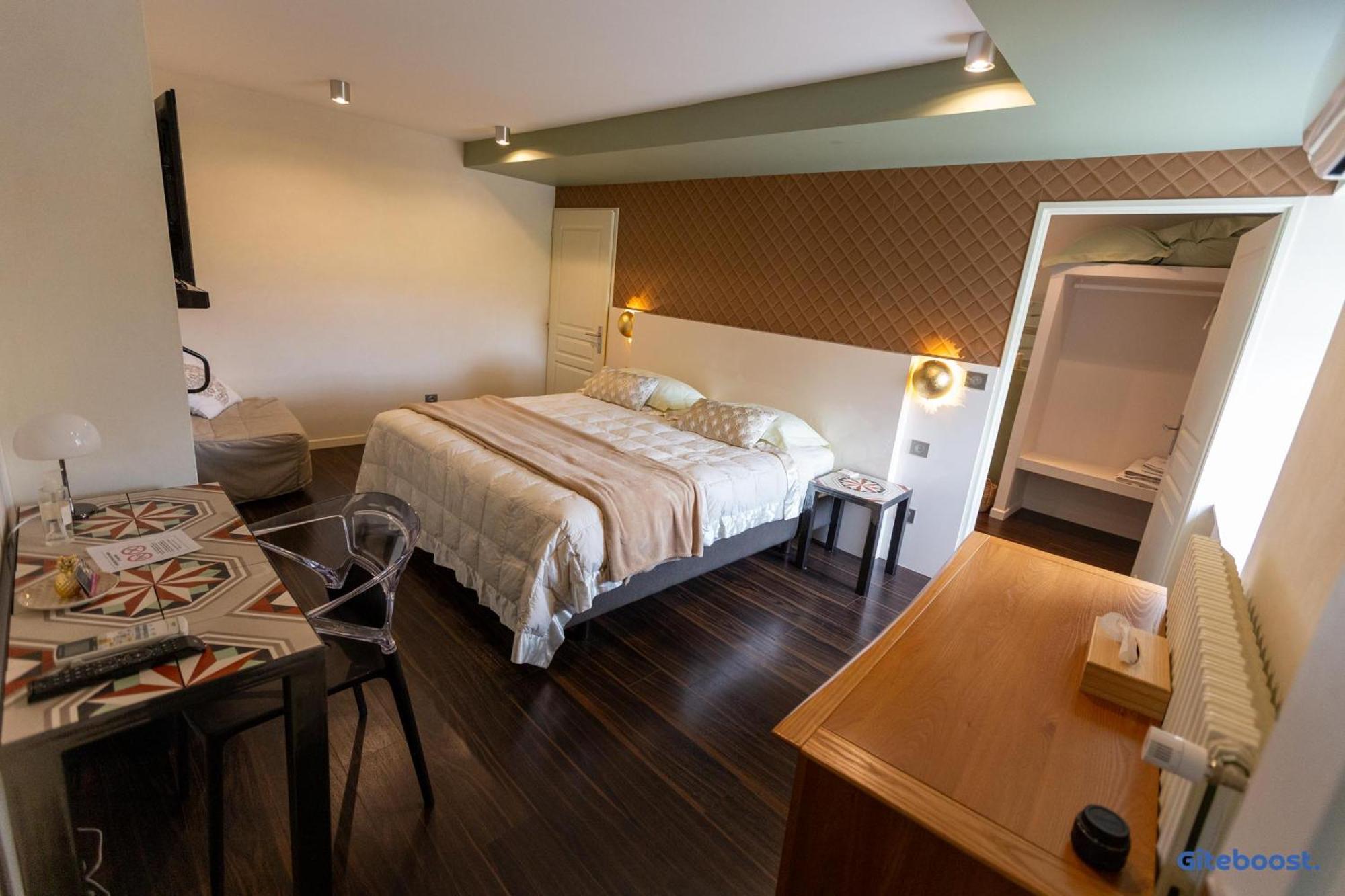 Le Val Des Sens Hotel Chatte Buitenkant foto